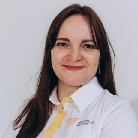 Шустова Дина