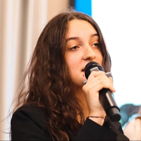 Азарова Арина