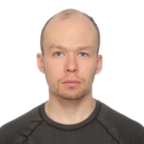 Петров Роман