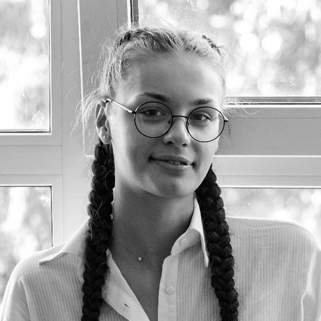 Новгородцева Вера