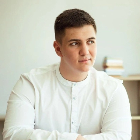 Иванов Максим