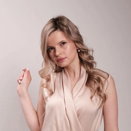 Карнаухова Алена