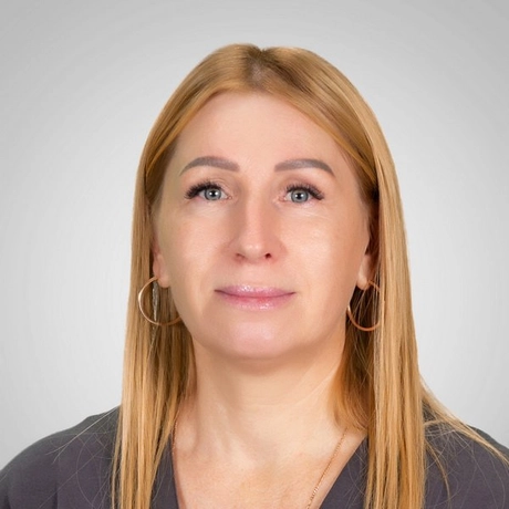 Павлова Лариса