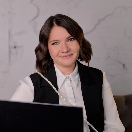 Бузанакова Анна