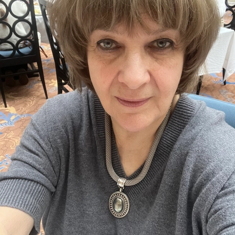 Стрельникова Любовь