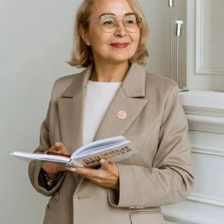 Захарова Инна