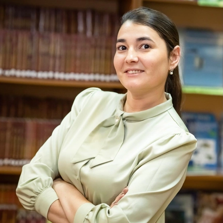 Султанова Илюза