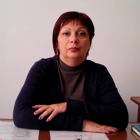Зражевская Елена