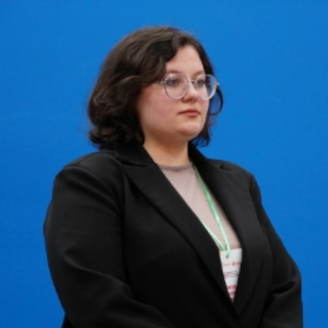 Комиссарова Полина