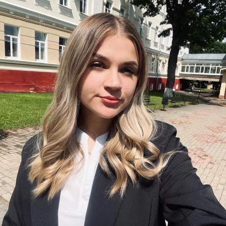 Максимова Кристина