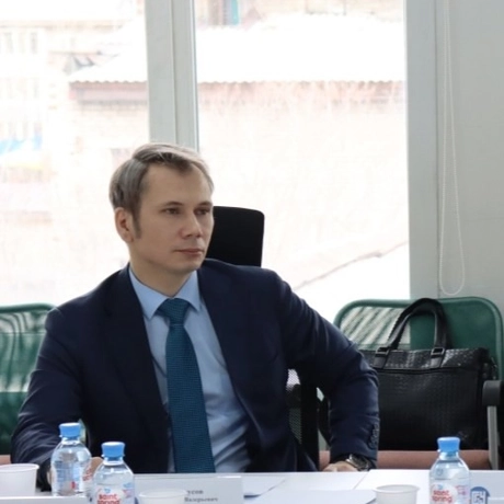 Белоусов Анатолий