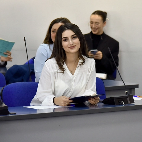 Парсегян Нина