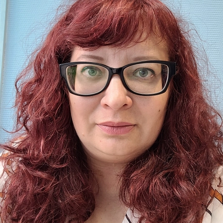 Стрижак Яна