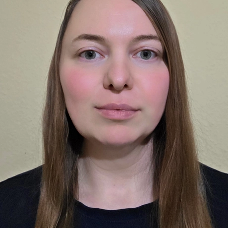 Поломошнова Анна