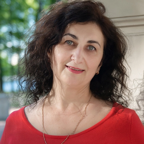 Бароян Кристина