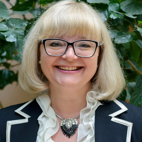 Веселова Олга