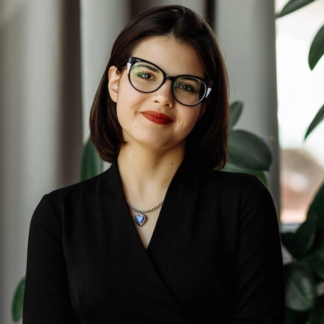 Новик София