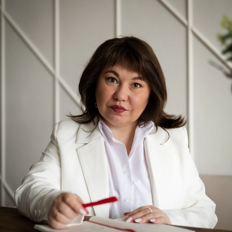 Антонова Елена