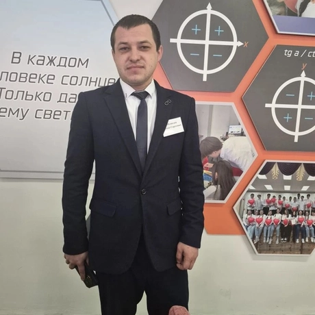 Медведев Роман