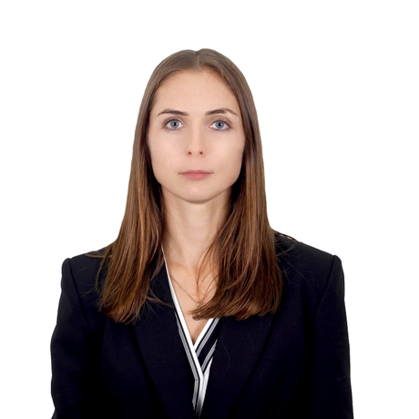 Сотникова Арина