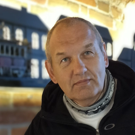 Сулейков Андрей