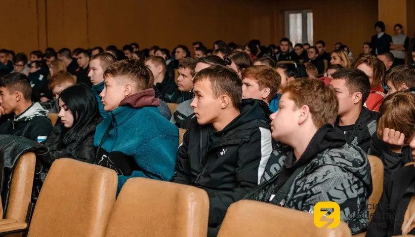 Обложка новости: Общество «Знание» показало в Запорожской области документальное кино об Алтайском крае