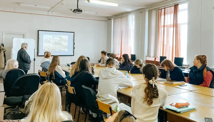 Обложка новости: Костромские студенты пообщались с ликвидатором последствий Чернобыльской катастрофы на лектории Российского общества «Знание»
